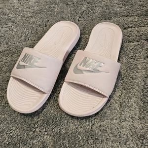 Nike slides